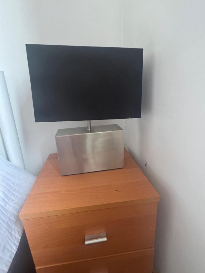 Samodzielny Pokoj W Wygodnym Domu Z Parkingiem Appartement Piaseczno  Buitenkant foto