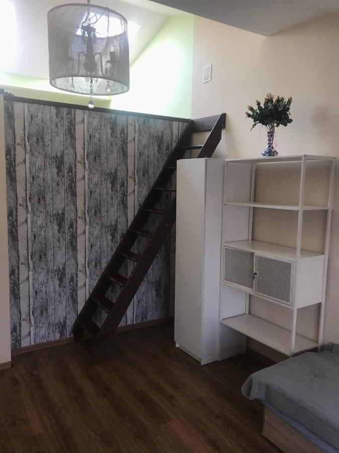 Samodzielny Pokoj W Wygodnym Domu Z Parkingiem Appartement Piaseczno  Buitenkant foto